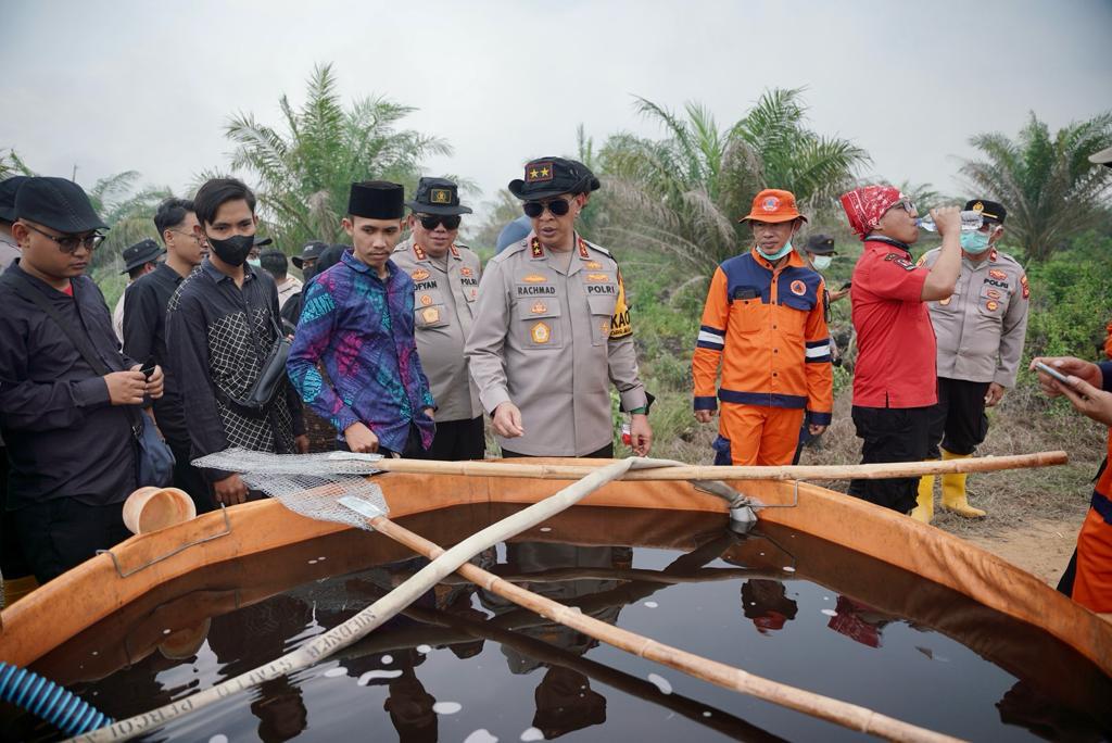 Peninjauan Penanganan Karhutla di Kabupaten OKI Dilakukan oleh Kapolda Sumsel Bersama Stakeholder dan IPNU