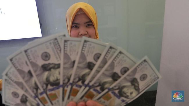 Prediksi Sri Mulyani: Teller Bank di Ambang Kiamat