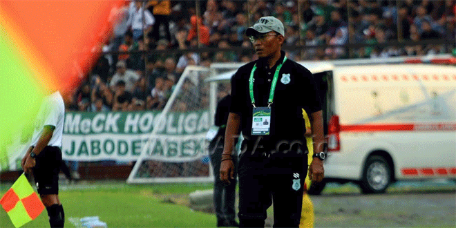 Suporter Mendesak Evaluasi Pelatih Setelah PSMS Masuk 12 Besar