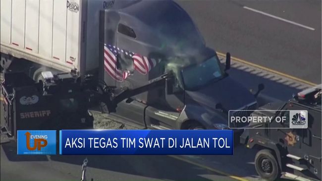 Tim SWAT Melakukan Penyergapan untuk Menghadapi Pengemudi yang Nakal