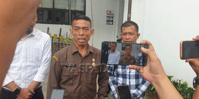 Dirut PUD Pasar Medan Memberikan Keterangan Terkait Panggilan Kejari Terkait Dugaan Penyalahgunaan Wewenang