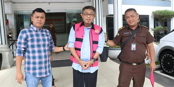 Mantan Direktur RSUP H. Adam Malik Menjadi Tersangka Baru dalam Kasus Korupsi BLU – Berita Online Waspada