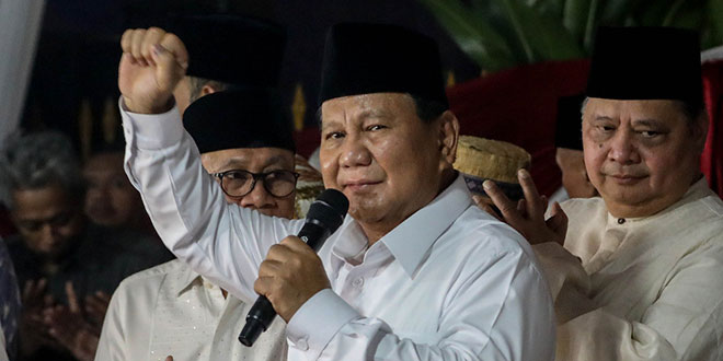 Mas Anies, Saya Mengetahui Bahwa Senyum Anda Sangat Berharga – Waspada Online