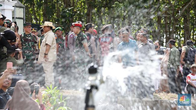 Prabowo Memberikan Bantuan Sumber Air Bersih di Gunungkidul, Hasil Panen Meningkat 3 Kali Lipat