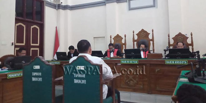 Bupati Labuhanbatu Nonaktif Dituntut Penjara 6 Tahun karena Terima Suap Proyek